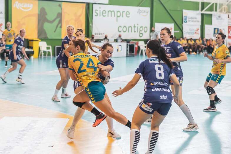 Imagen de archivo del partido de ida en el pabellón Antonio Moreno de Las Remudas / TA